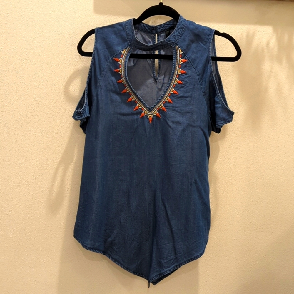 3 Hearts Small open Shoulder Jean Style Top